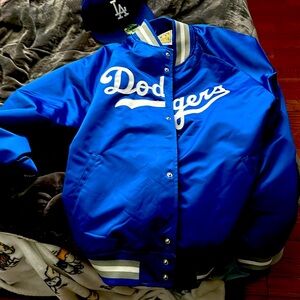 Like new dodgers jacket